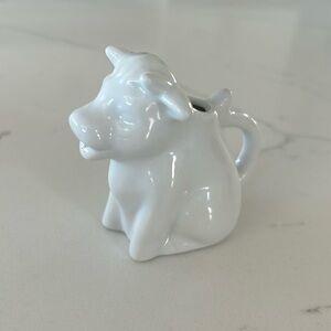 Mini Creamer Cow with Handle. New.